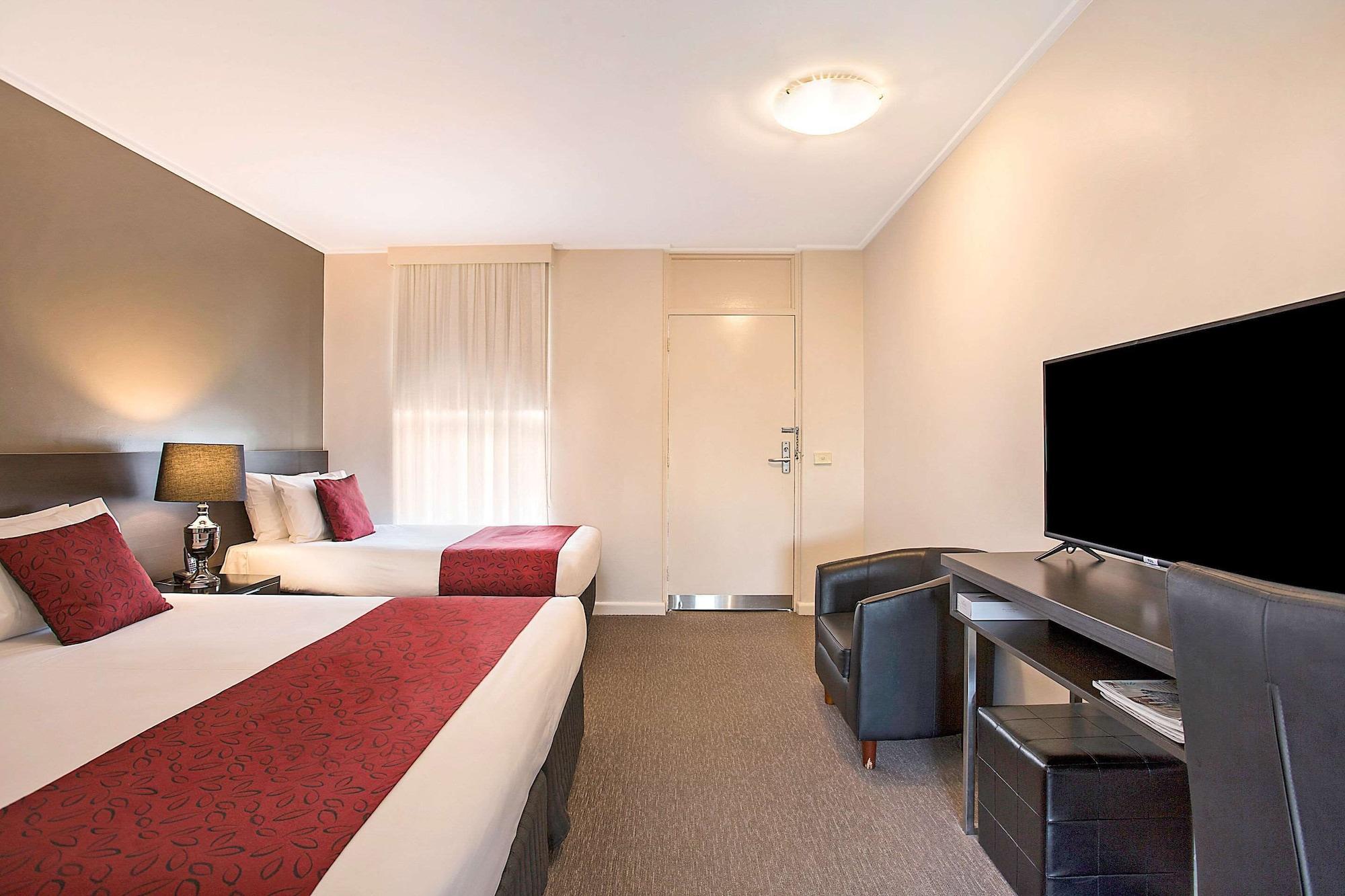 Comfort Inn Western Γουόρναμπουλ Εξωτερικό φωτογραφία