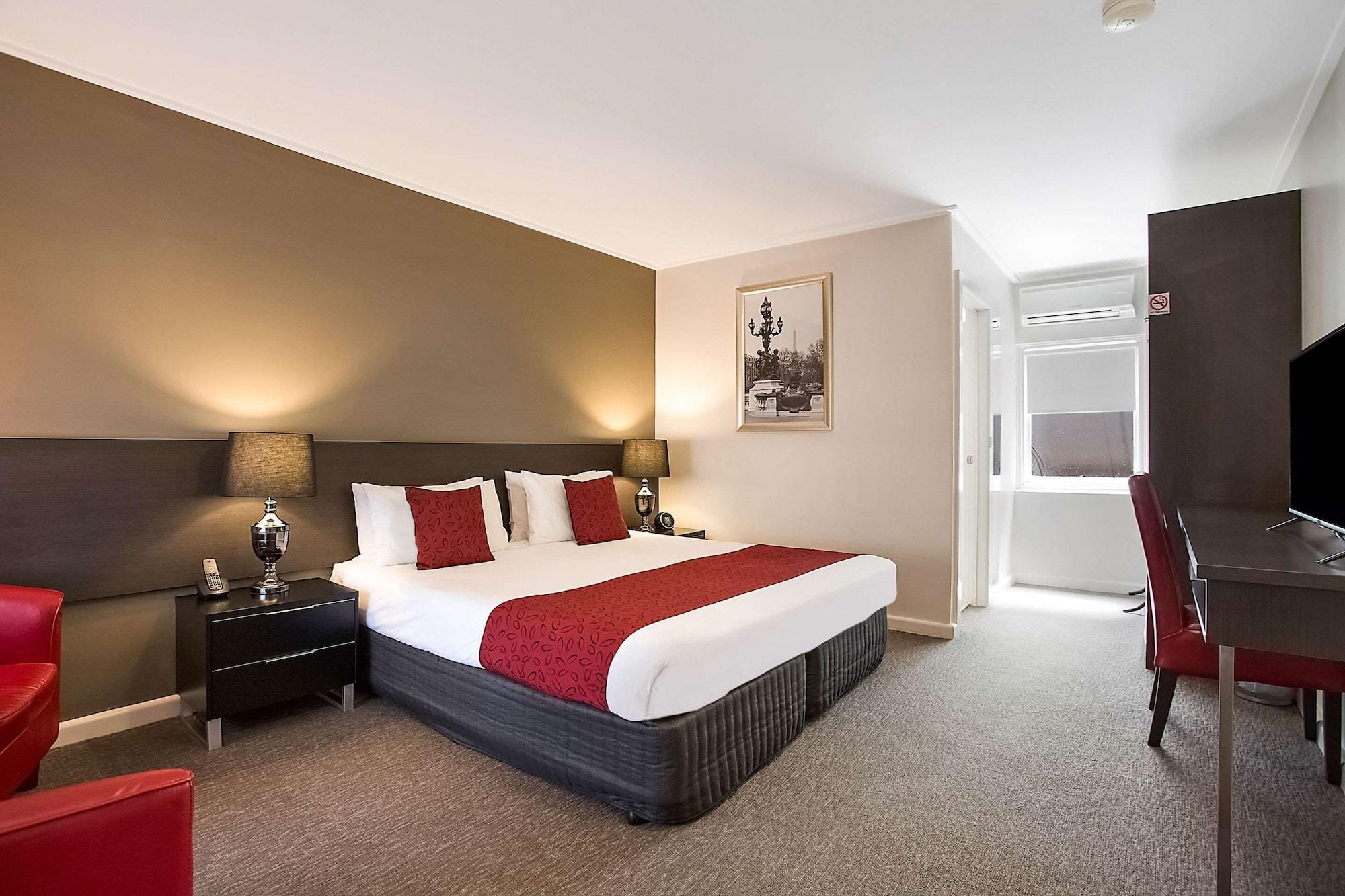 Comfort Inn Western Γουόρναμπουλ Εξωτερικό φωτογραφία