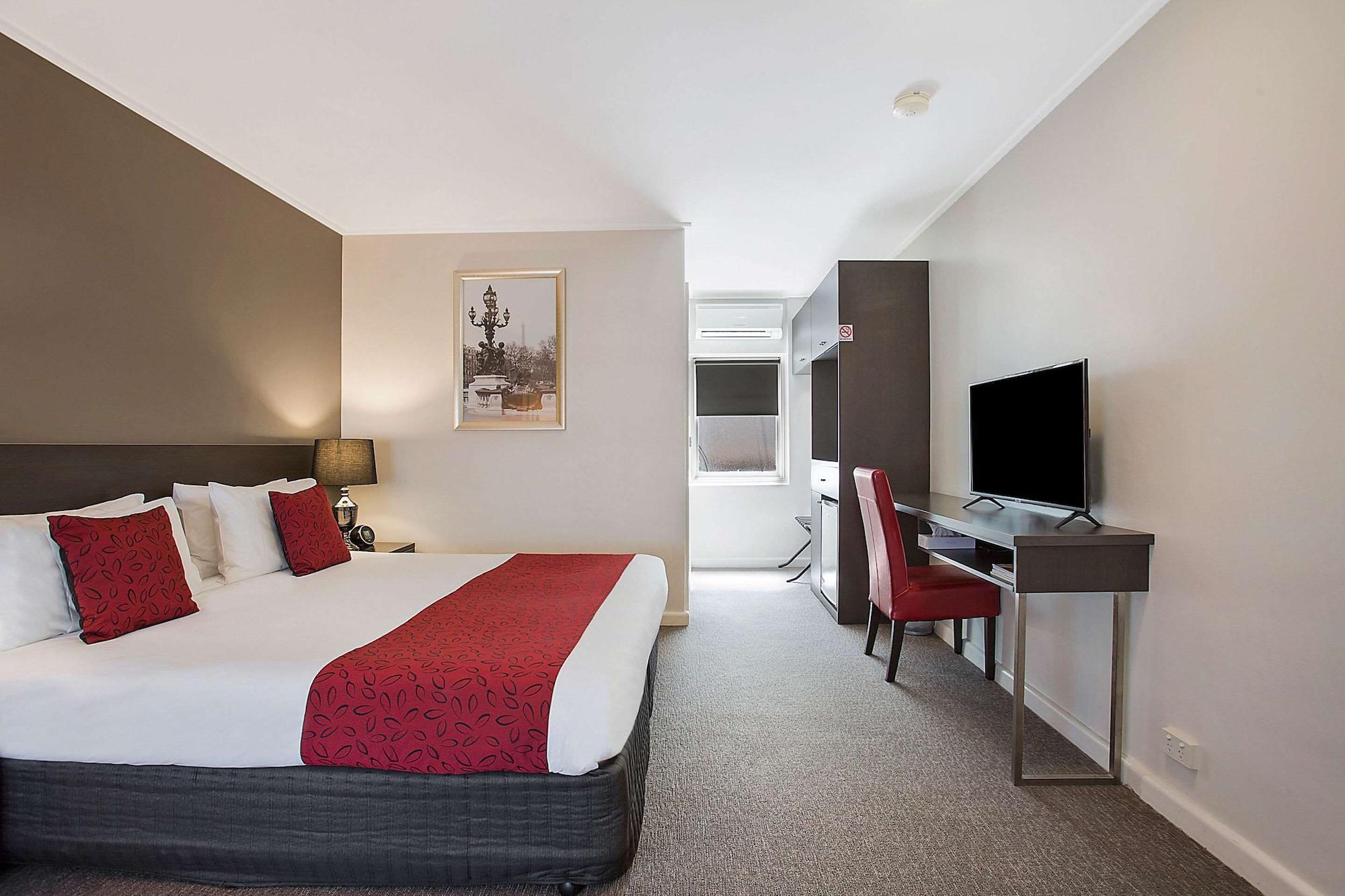 Comfort Inn Western Γουόρναμπουλ Εξωτερικό φωτογραφία