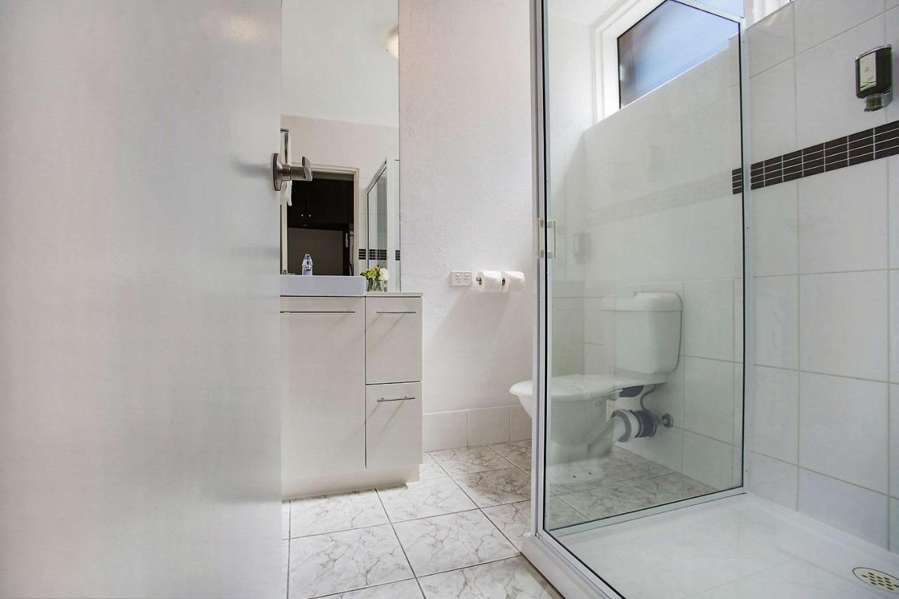 Comfort Inn Western Γουόρναμπουλ Εξωτερικό φωτογραφία